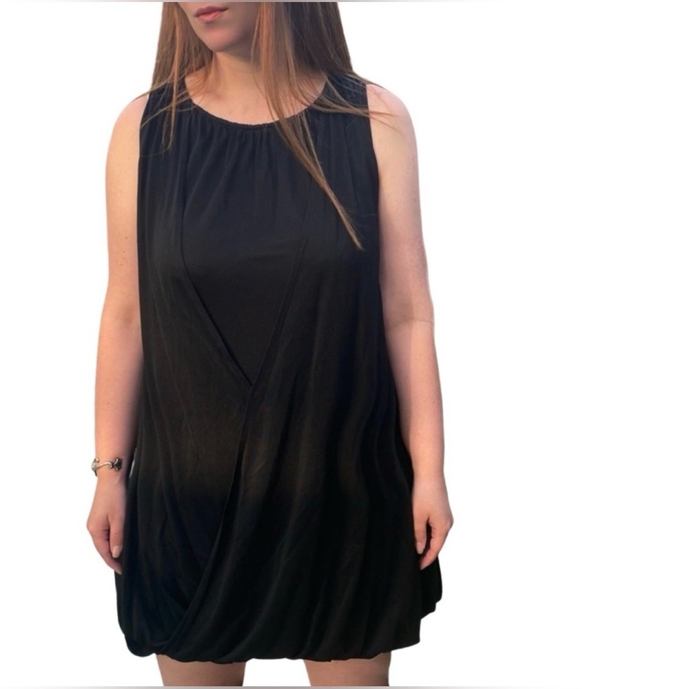 Alice + Olivia Silk Blend Black Sleeveless Shift Dress‎ W Bubble Hem Size:Medium